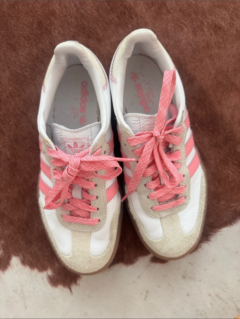 adidas Women’s Sambas